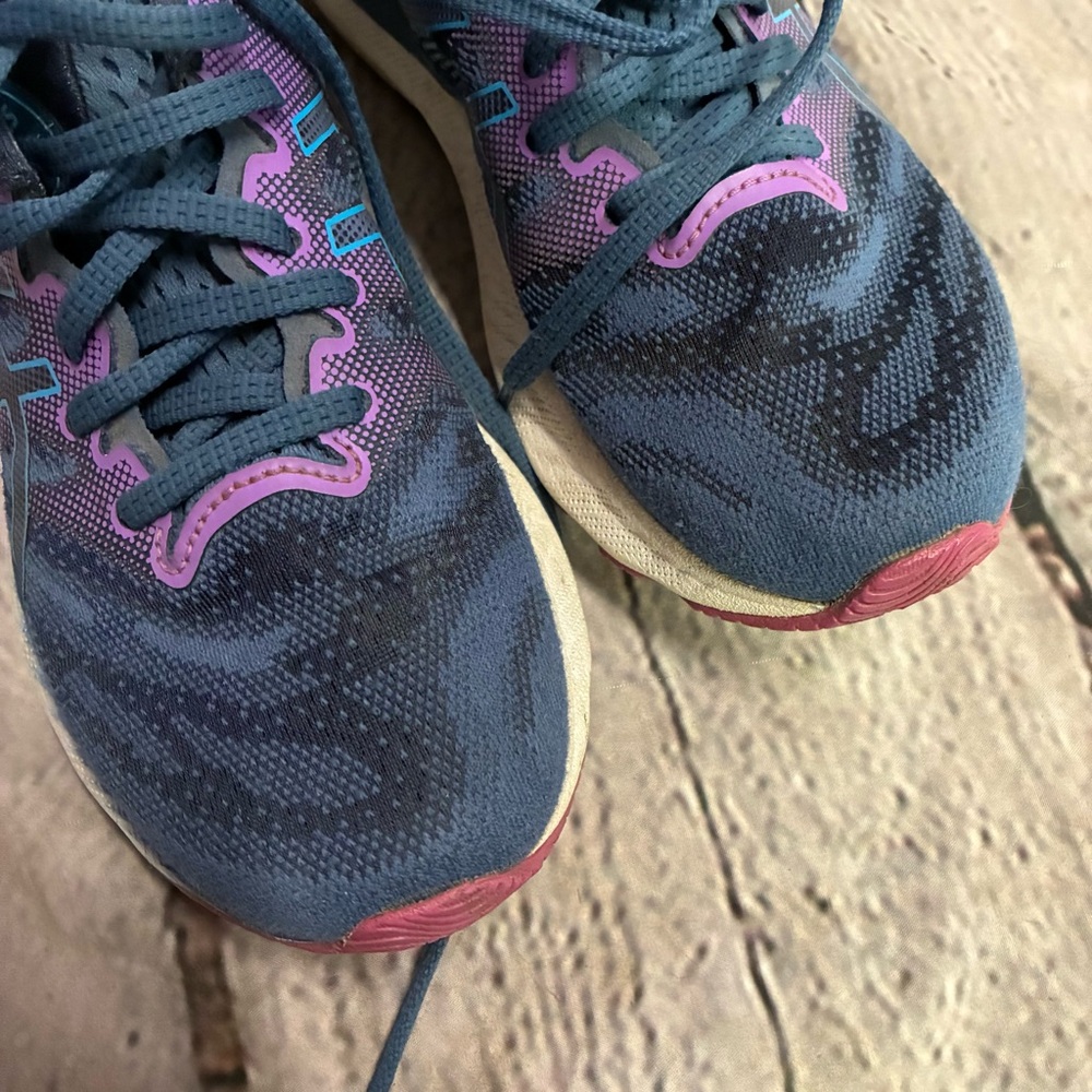 Asics Women's Gel Nimbus 23 'Grand Shark / Digital‎ Aqua' 1012A885 Shoes Sz7 GUC - Picture 5 of 10